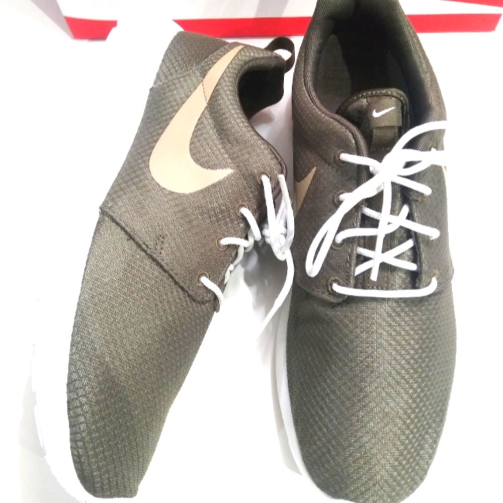 Nike Roshe "Cargo Khaki"